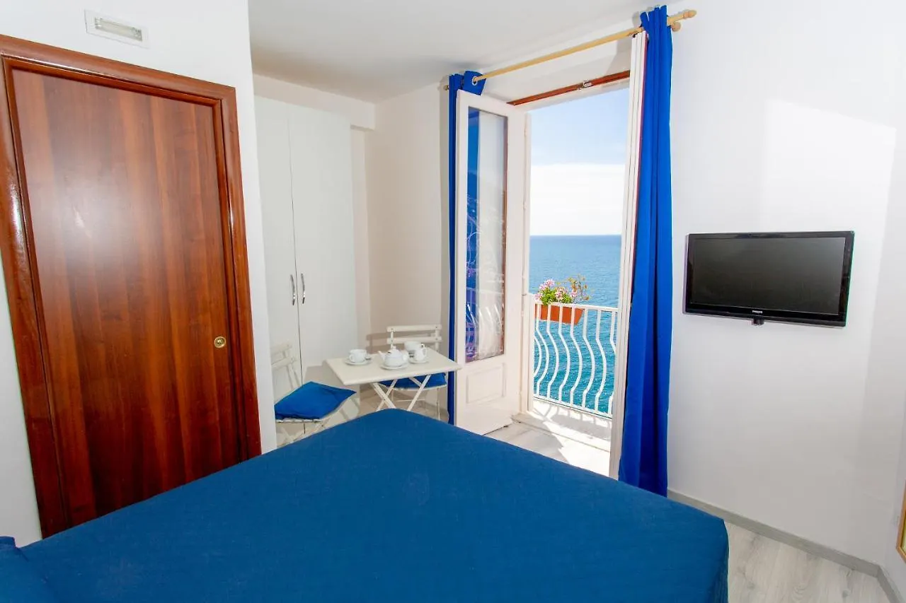 ***  Donna Giulia Bed & Breakfast Amalfi Italy